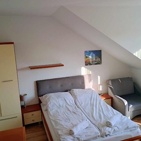 Pokoje Goscinne Kolc Jastarnia Extérieur photo