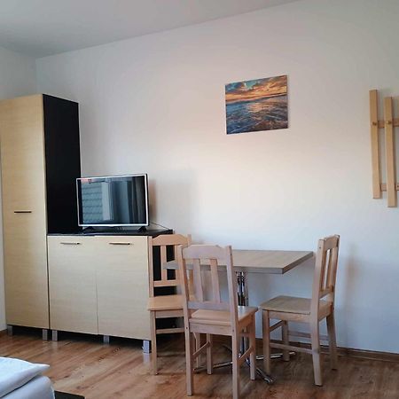 Pokoje Goscinne Kolc Jastarnia Extérieur photo