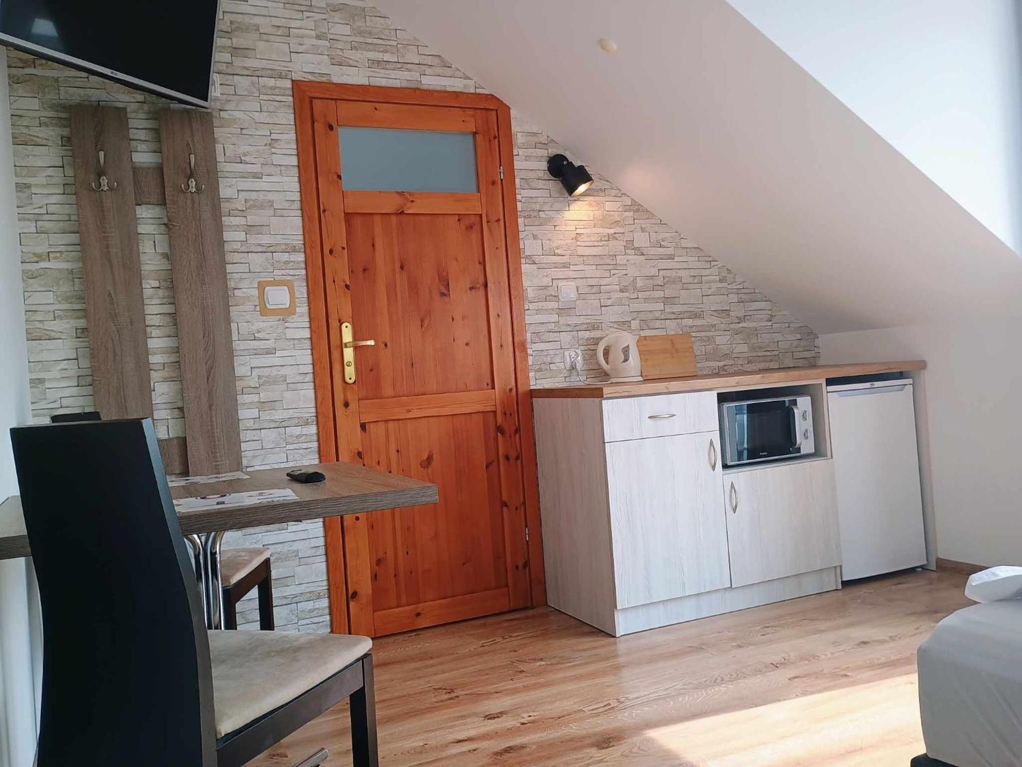 Pokoje Goscinne Kolc Jastarnia Extérieur photo